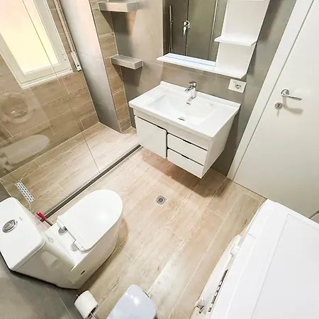 2 Bedrooms 1117 Golem (Tirana)