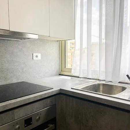 2 Bedrooms 1117 Apartment